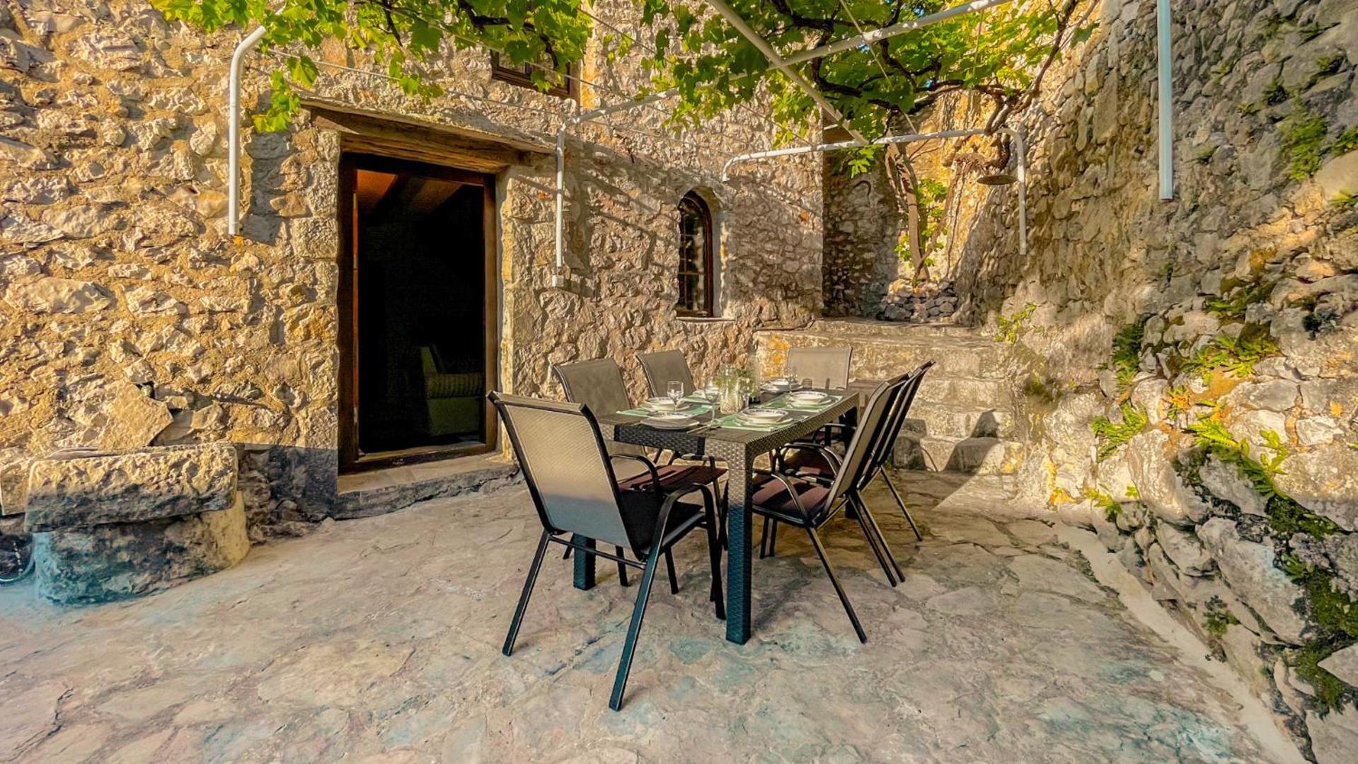Villa Historic Pocitelj With Pool And Incredible Views On The River And Landmarks Kültér fotó